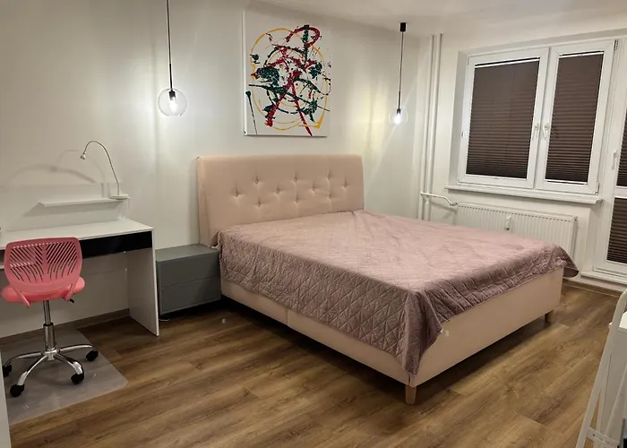 Apartman 4 Izbovy V Centre Dolneho Kubina